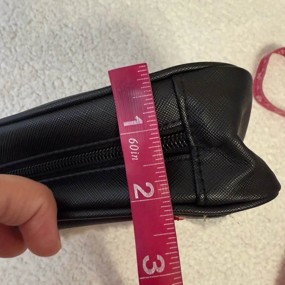 Bath & Body Works small cosmetic bag